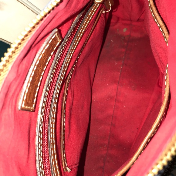 Authentic Dooney & Bourke crossbody - Picture 2 of 2